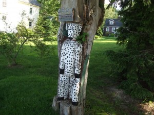 Tree carving, Mahone Bay