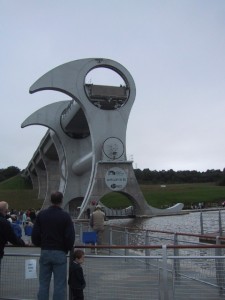 Boats enter top and bottom.