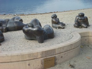 Sculptures pn the beach, Kelowna, BC