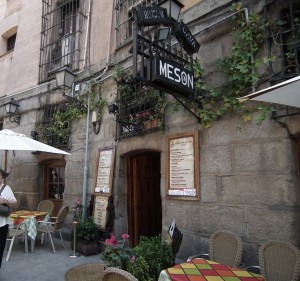 dscf2375a-behind-plaza-mayor-madrid